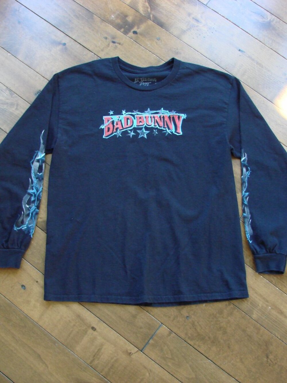 Bad Bunny Tee Shirt 2022 El Ultimo Tour Del Mundo Concert Official RARE Large